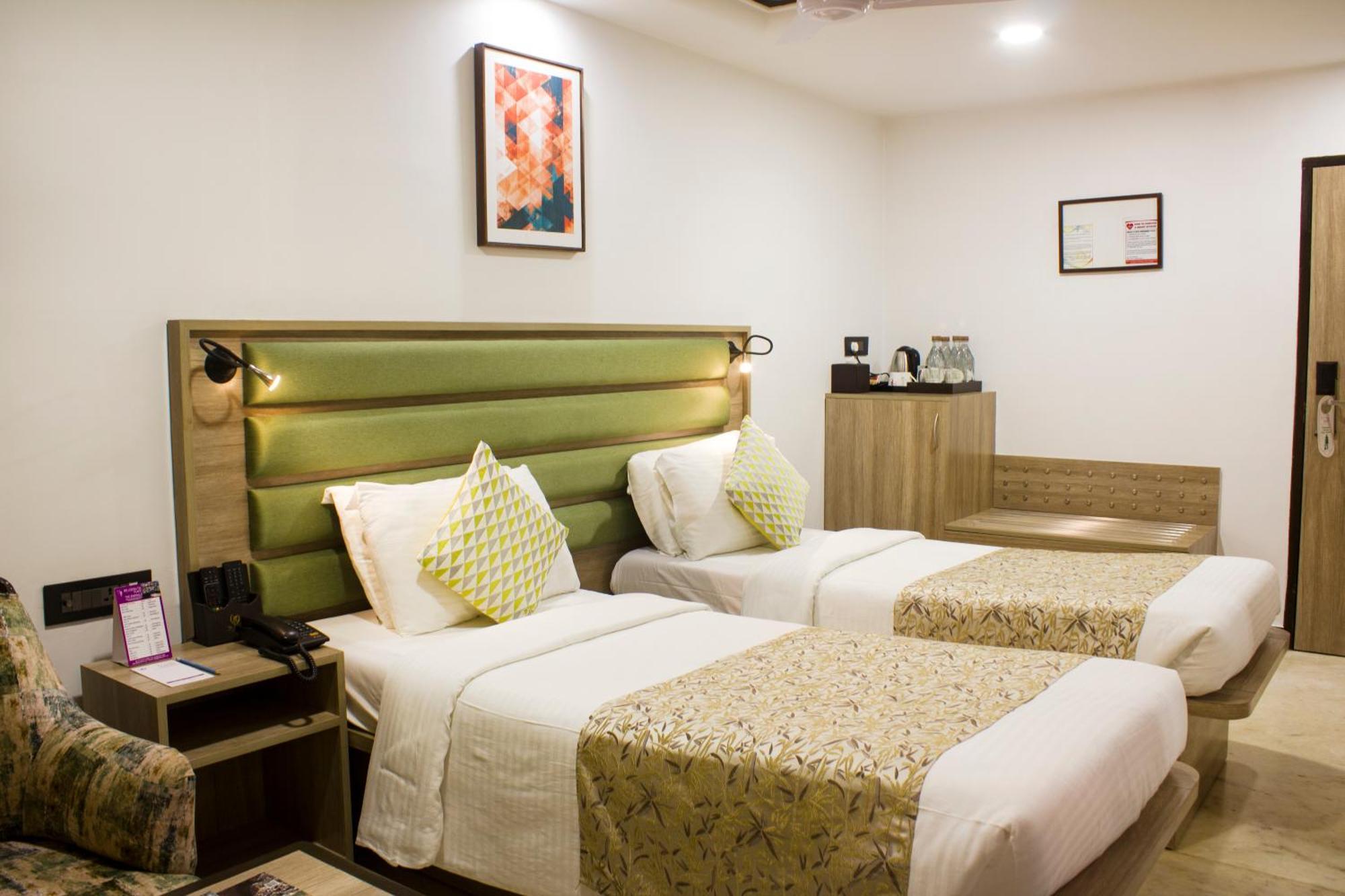 Hotel Regenta Place The Emerald Mumbai (Bombay)