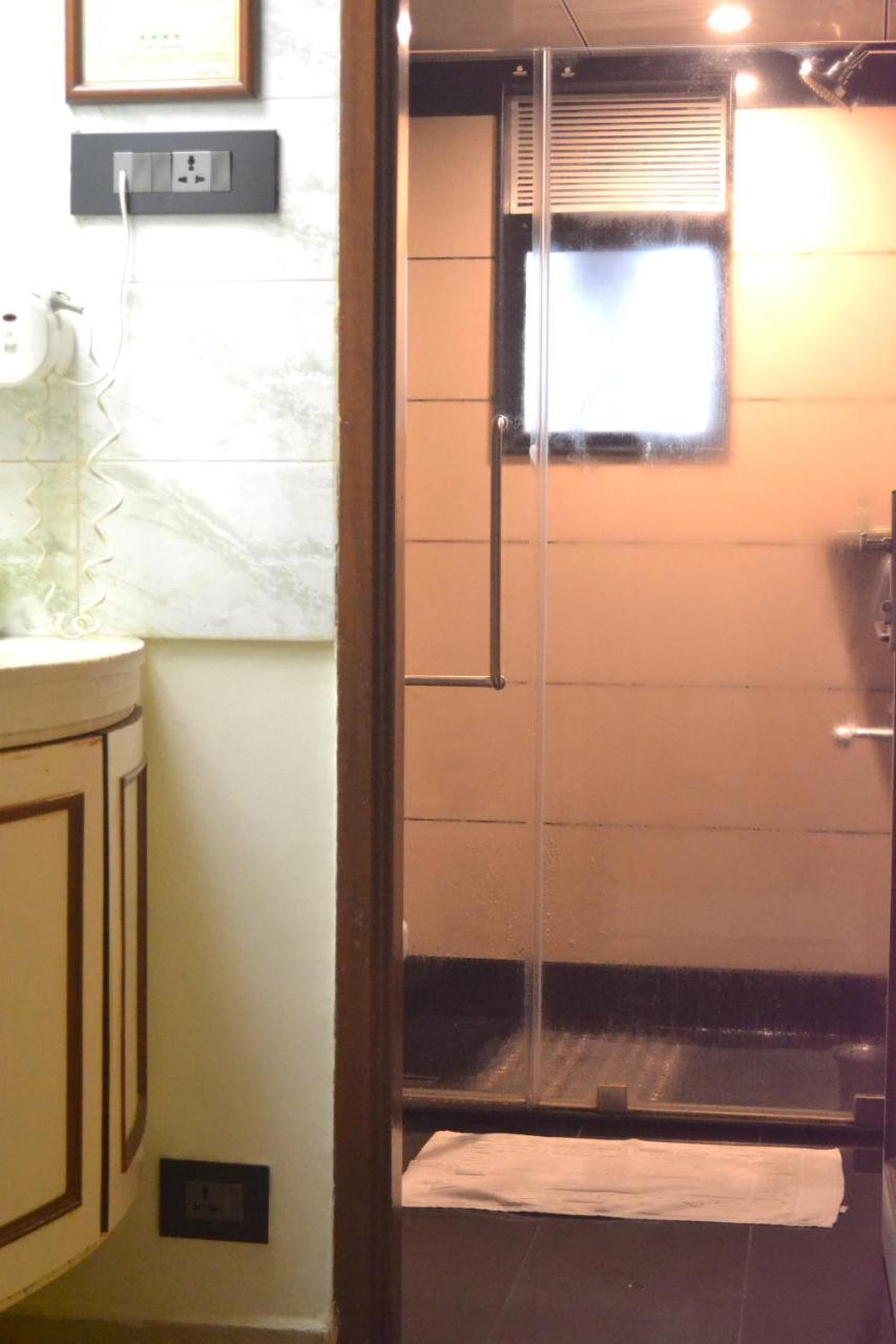 Regenta Place The Emerald 4*